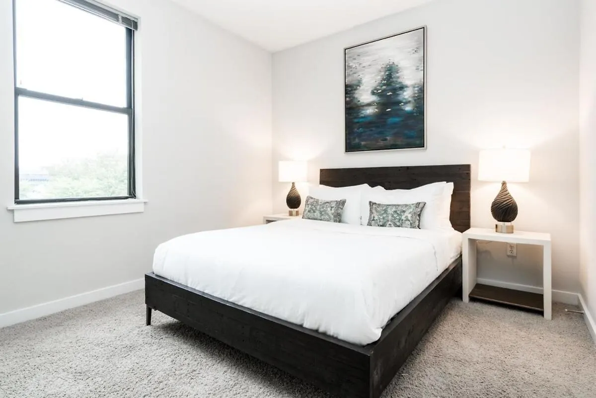 Апартаменты Two Cozysuites Stunning Music Row Condos W Parking Нэшвилл